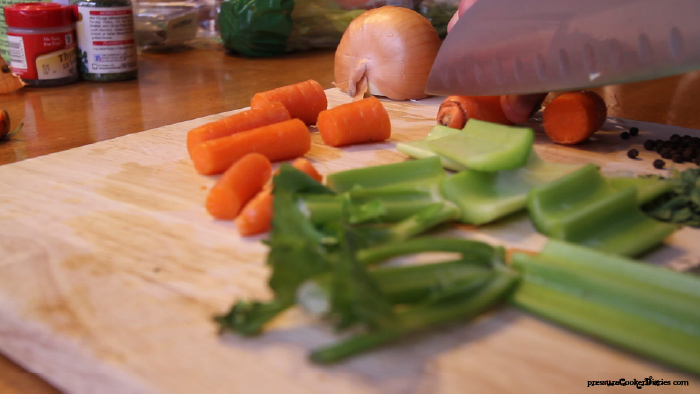 how to make chicken stock veggie chop