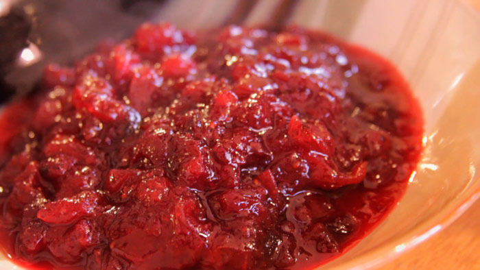 cranberry sauce recipe closeup